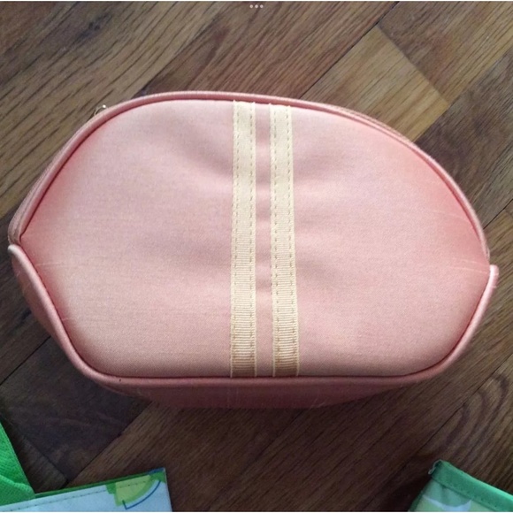 NWOT LOT OF 5 SMALL HANDBAG MAKEUP BAG TRAVEL BAG ESTEE LAUDER MARY KAY CLINIQUE - Picture 6 of 6